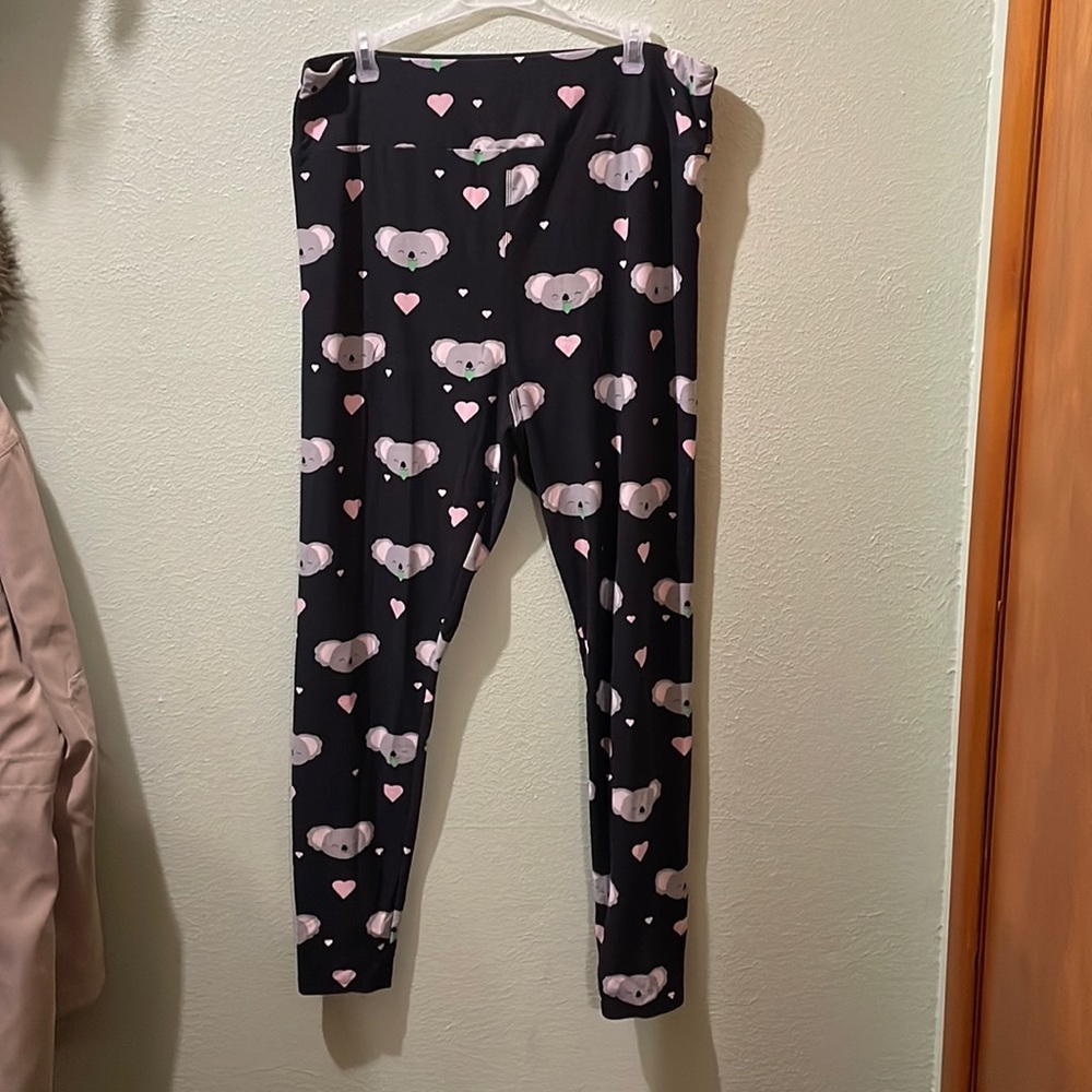 Lularoe Leggings Tall & Curvy 2